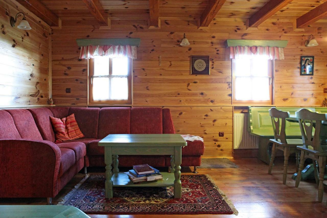 Natural Wooden Sweetheart Padeski Vrh Bagian luar foto