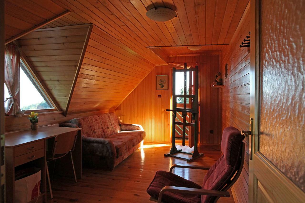 Natural Wooden Sweetheart Padeski Vrh Bagian luar foto